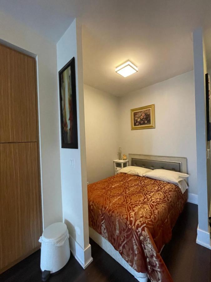 Luxury Condo With Cn Tower View Toronto Kültér fotó